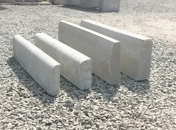 Meios-fios de concreto